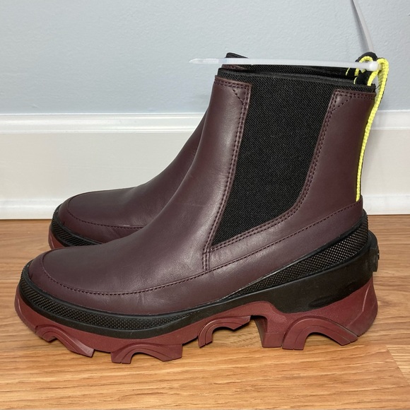Sorel Brex Chelsea Boots - Picture 3 of 8